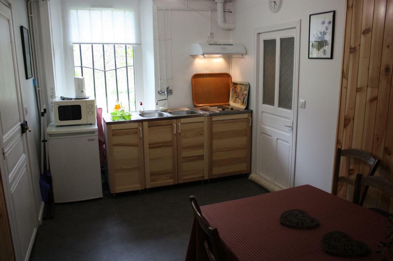 Livron La Maison De L'Ousse מראה חיצוני תמונה